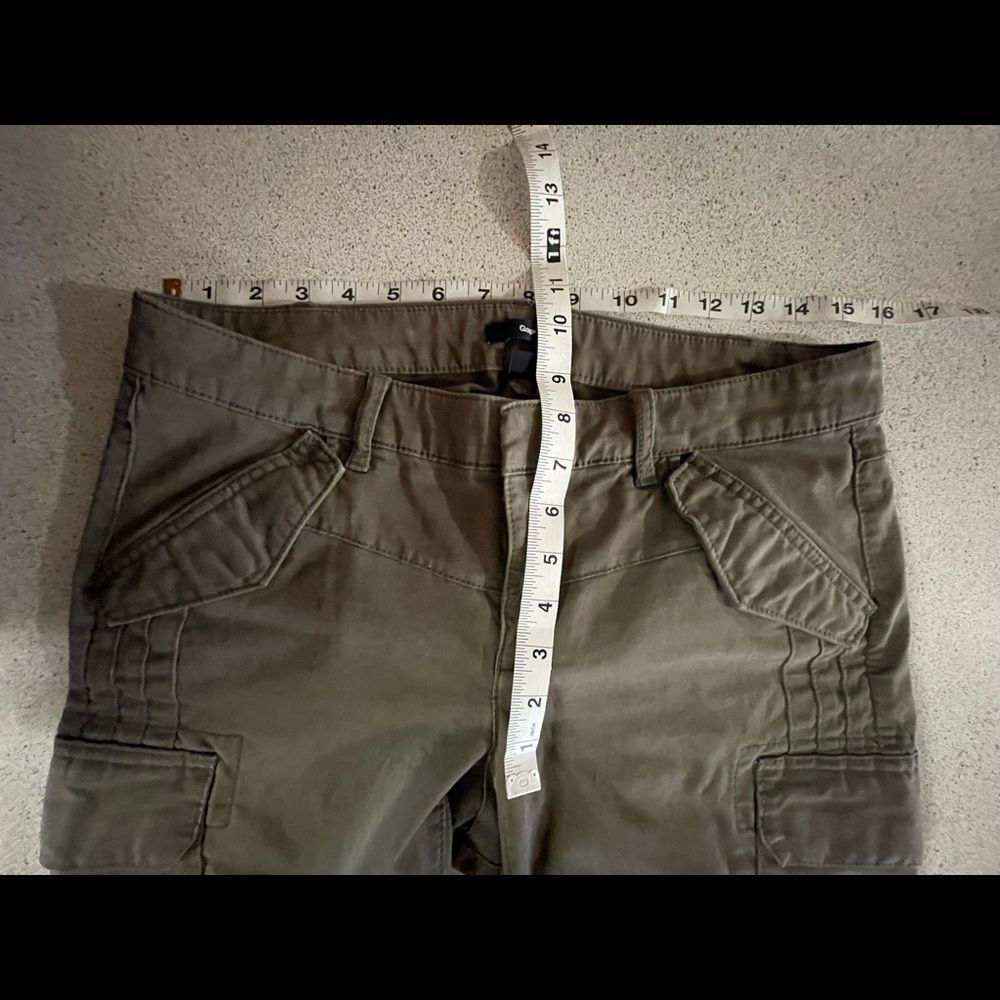 Gap cargo pocket skinny khakis - Picture 2 of 9